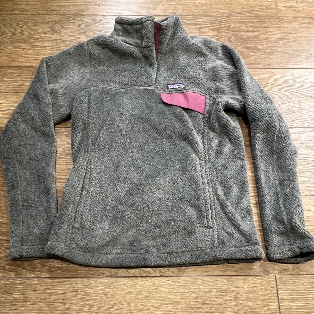 Patagonia Women's Re-Tool Half-Snap Fleece Pullover Gray/Maroon Size Small